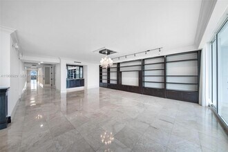 3201 NE 183rd St in Aventura, FL - Building Photo - Building Photo