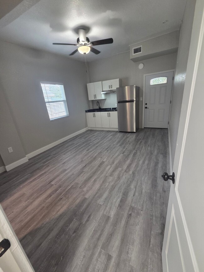 property at 2410 11th St