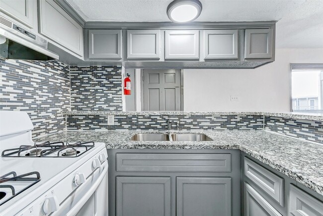 property at 7527 Gulf Fwy