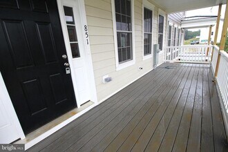 851 Mapleton Ave in Middletown, DE - Building Photo - Building Photo