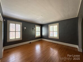 1821 The Plaza in Charlotte, NC - Building Photo - Building Photo