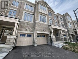 22 Thomas Hope Ln in Markham, ON - Building Photo