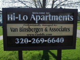 717 W 5th St Apartments