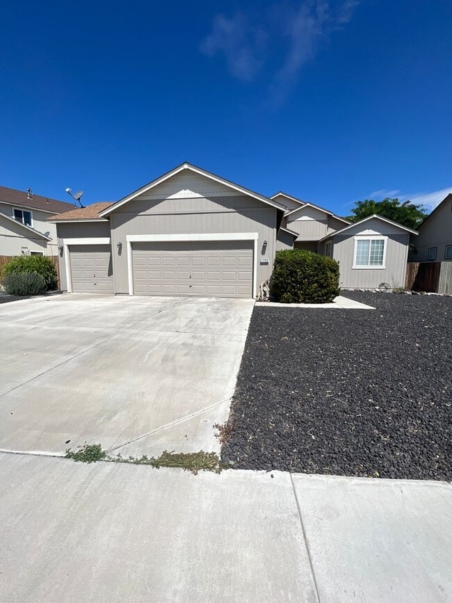 property at 1702 Harvest Creek Wy