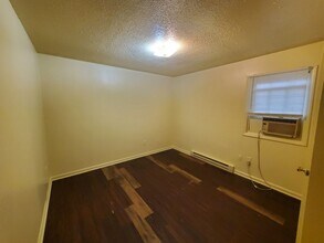 3409 Calumet Pl in Greensboro, NC - Building Photo - Building Photo
