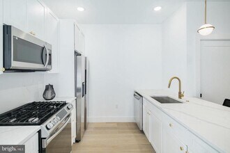 3957 Wyalusing Ave in Philadelphia, PA - Building Photo - Building Photo