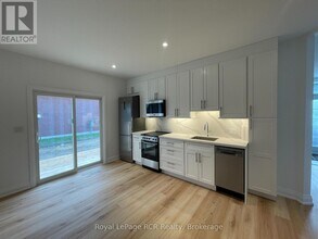 61 Cedar St in Collingwood, ON - Building Photo - Building Photo