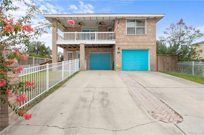 property at 14 W Bahama St