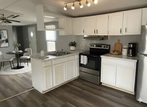 4903 Madison Dr in Hope Mills, NC - Building Photo - Building Photo