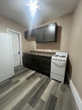 205 S Walters St in Robinson, IL - Building Photo - Building Photo