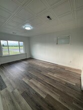 109 Pioneer Rd in Elida, OH - Building Photo - Building Photo