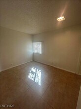 6340 Casada Way in Las Vegas, NV - Building Photo - Building Photo