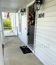 804 Falling Wind Ct in Raleigh, NC - Building Photo - Building Photo