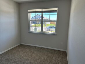 200 Sweetwater Dr in Kyle, TX - Building Photo - Building Photo