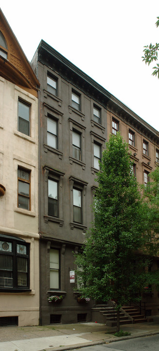 1532 Pine St in Philadelphia, PA - Foto de edificio