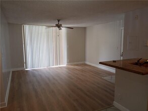 641 Lyons Rd in Coconut Creek, FL - Building Photo - Building Photo