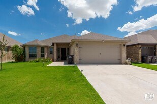 1904 Lumina Dr in Midland, TX - Building Photo