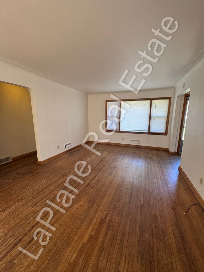 3756 Sherbrooke Rd in Toledo, OH - Building Photo - Building Photo