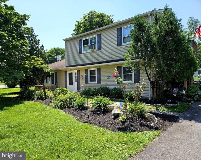 property at 3400 Hazelwood Ave
