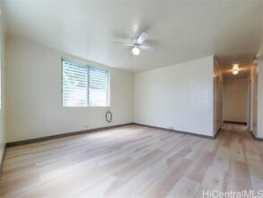 1616 McGrew Ln in Honolulu, HI - Foto de edificio - Building Photo