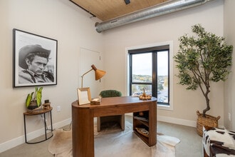 The Clark Lofts at Cherapa Place in Sioux Falls, SD - Foto de edificio - Interior Photo