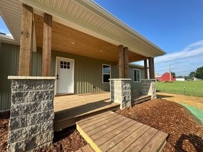 9745 W Michigan Ave in Grass Lake, MI - Building Photo - Building Photo