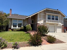 1057 Mazzone Dr in San Jose, CA - Building Photo