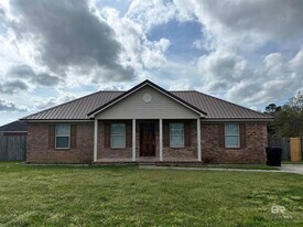 21711 Bartlett Ln in Robertsdale, AL - Building Photo