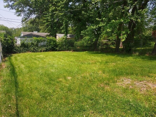 974 Hovey St in Gary, IN - Building Photo - Building Photo