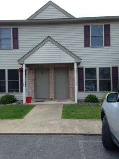 108 Blue Spruce Ln in Mifflinburg, PA - Building Photo