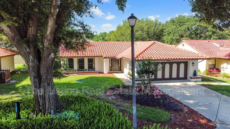 8268 Burgos Ct in Orlando, FL - Building Photo