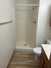 Covington Court Apartments in Peoria, IL - Building Photo - Building Photo