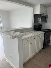 7304 SW 82nd St in Miami, FL - Building Photo - Building Photo