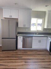 6150 Costello Ave, Unit Calvert ADU in Van Nuys, CA - Building Photo - Building Photo