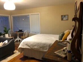 2934 N Maryland Ave in Milwaukee, WI - Foto de edificio - Building Photo