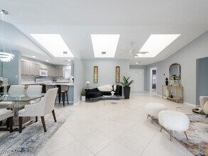 88 Cypress View Dr in Naples, FL - Building Photo - Building Photo