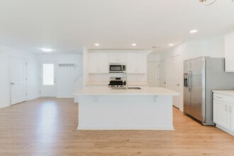 204 Mascot Ct in Bluffton, SC - Foto de edificio - Building Photo