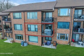 200 Portland Rd, Unit A-17 in Highlands, NJ - Building Photo - Building Photo