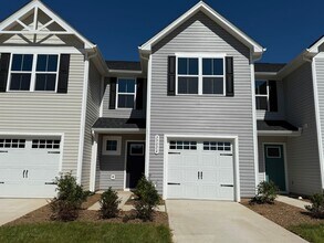 3903 15th St Dr NE in Hickory, NC - Building Photo - Building Photo