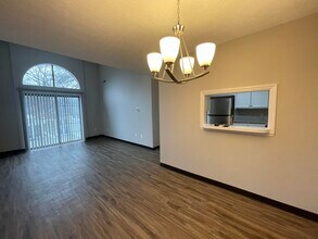 404 Bainbridge Ct in Lexington, KY - Building Photo - Building Photo
