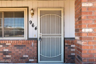 964 W Hackamore St in Mesa, AZ - Building Photo - Building Photo