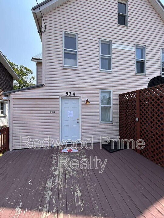 534-536-536 Russell Ave in Johnstown, PA - Building Photo