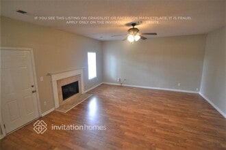489 Lakewater Estates Dr in Stone Mountain, GA - Building Photo - Building Photo