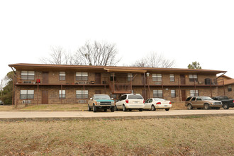 Vista Hills Apartments in Van Buren, AR - Building Photo - Building Photo