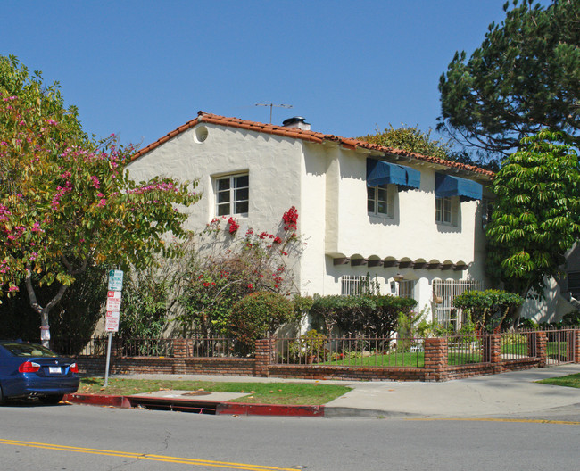 9953 Young Dr in Beverly Hills, CA - Building Photo - Building Photo