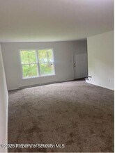 1273 Chateau Dr in East Stroudsburg, PA - Building Photo - Building Photo
