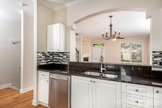 206 S Cedar St in Charlotte, NC - Building Photo - Building Photo