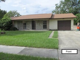 8133 Troxler Dr in Orlando, FL - Building Photo