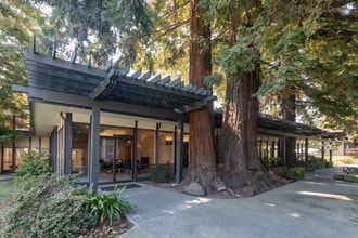The Laurel at Mountain View (55+) in Mountain View, CA - Building Photo - Building Photo