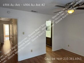 4906 Ali Ave in San Antonio, TX - Building Photo - Building Photo